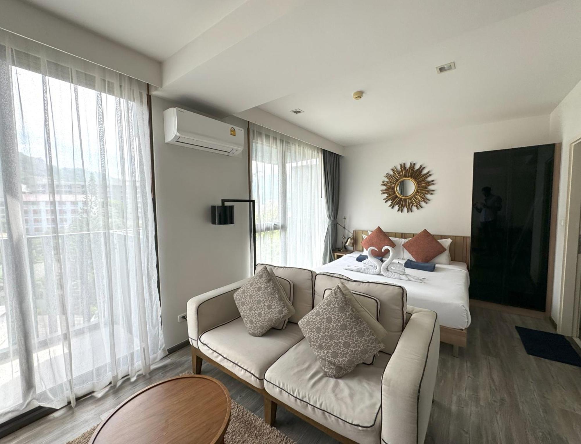 The Deck Condominium By Lofty Patong Exterior foto