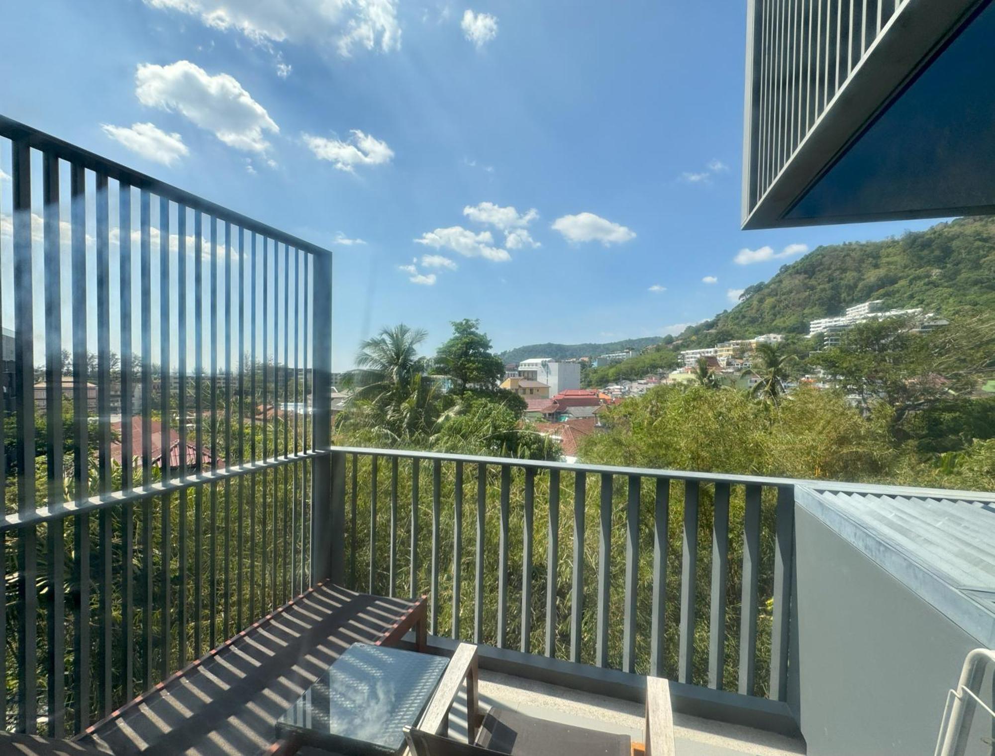 The Deck Condominium By Lofty Patong Exterior foto