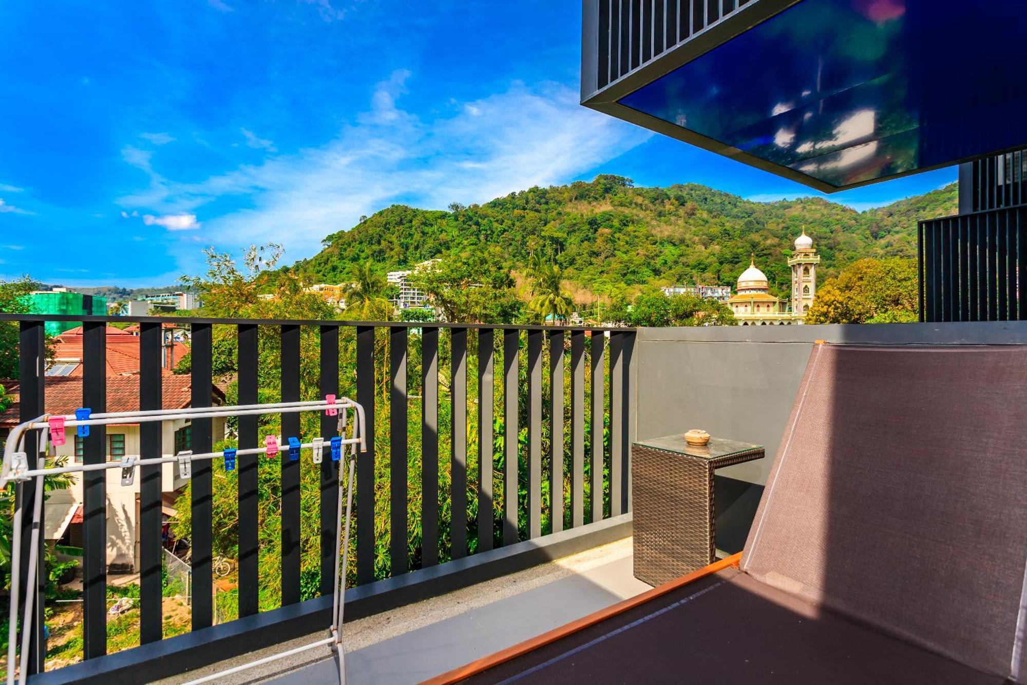 The Deck Condominium By Lofty Patong Exterior foto